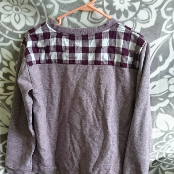 Sweater - Picture 2 of 2